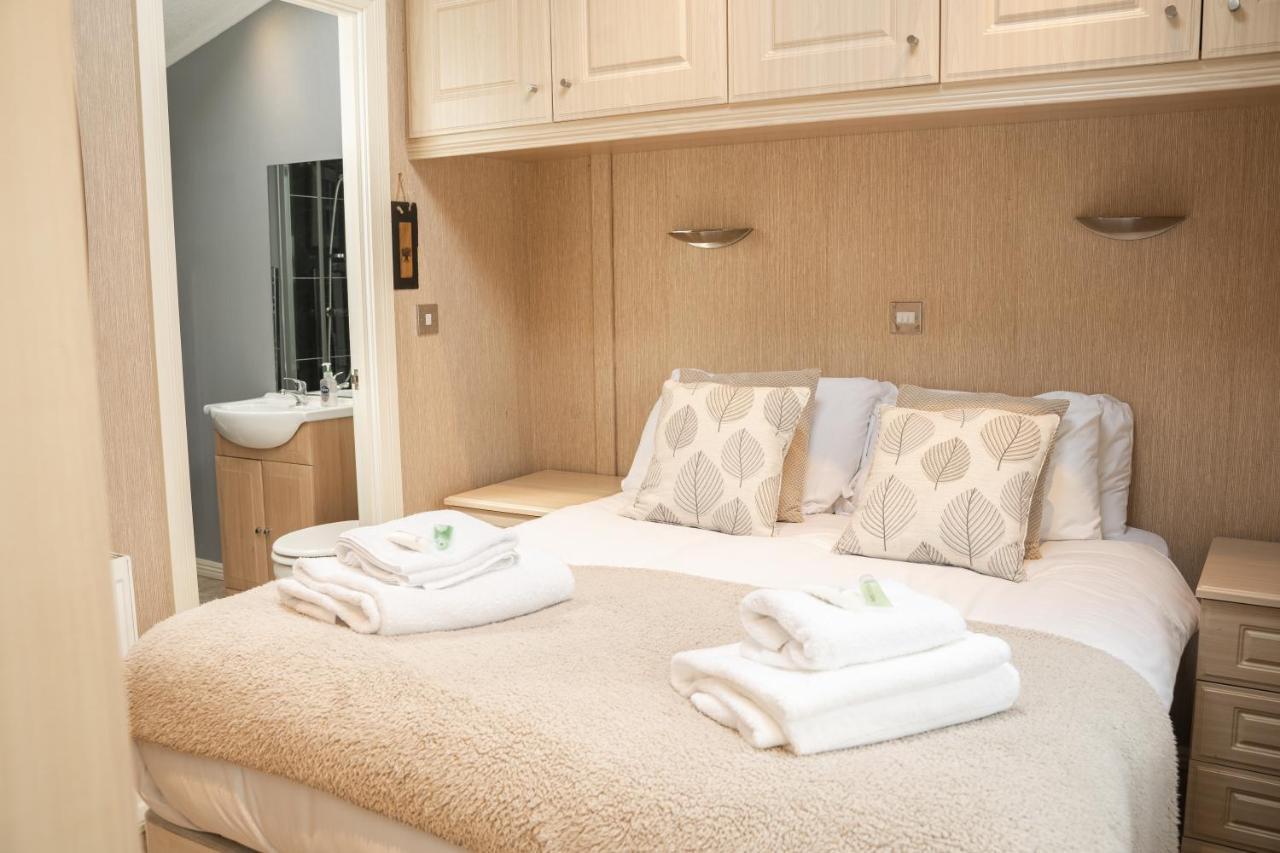 Pass The Keys The Lodge At Point House Farm - Sleeps Up To 6 Chester Buitenkant foto
